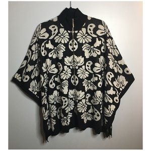 Black River Zippered Poncho with sleeves